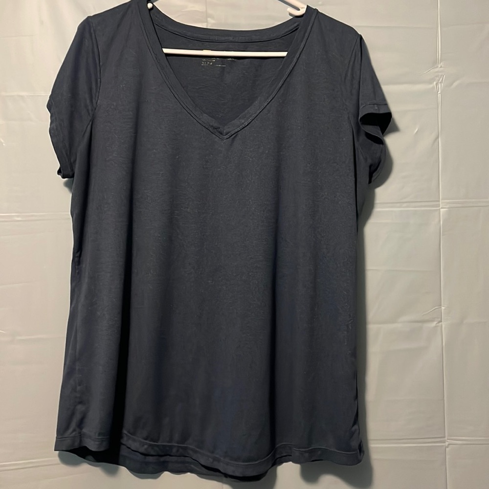 Dark blue short sleeve T-shirt